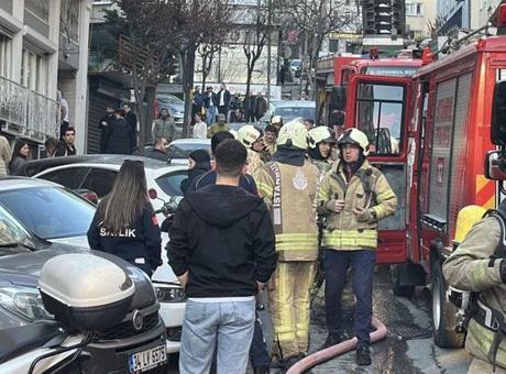 İstanbul Şişli'de Otelde Yangın Paniği: 6 Kişi Kurtarıldı