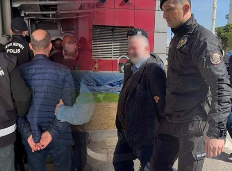 Dolandırıcılık Şebekesi Çökertildi: 521 Milyon Liralık Vurgun Yapan Akademisyen Gözaltında