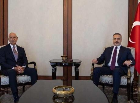 Dışişleri Bakanı Hakan Fidan, ABD Büyükelçisi Barrack ile Ankara'da Görüştü