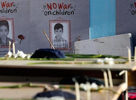 İran'da ABD-İsrail Saldırıları Sonucu Hayatını Kaybeden Öğrenciler Anıldı