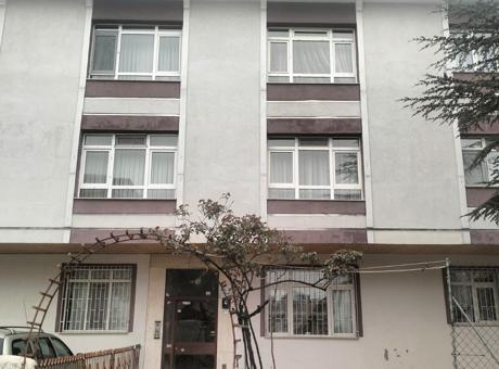 Genç Çiftin Tartışması Trajik Bir Sonla Bitti: Genç Kız Hayatını Kaybetti, Erkek Arkadaş İntihar Etti