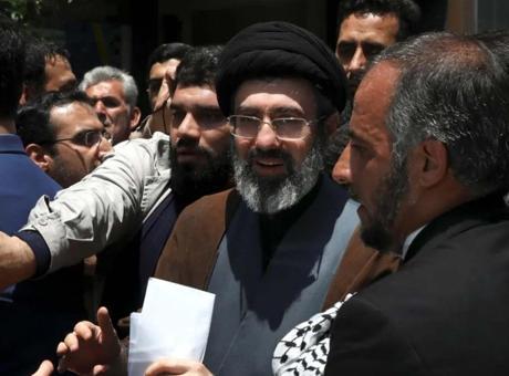 Ateşkes Sürecinde Hamaney İçin Not Taşıyan Kuryeler: Diplomasi Arka Planda Yürütülüyor