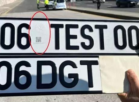 Araç Plakalarında Önemli Değişiklik: Standart Dışı Plakalar Ücretsiz Yenilenecek