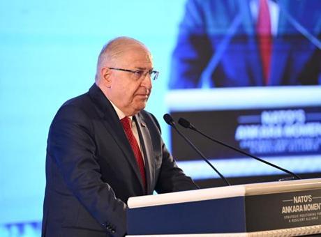 Milli Savunma Bakanı Güler: Türkiye, NATO'nun Stratejik Rolünü Güçlendiriyor