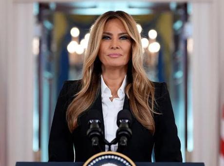 Melania Trump, Epstein İddialarını Canlı Yayında Yalanladı: 'Kocamla Bir Partide Tanıştım'