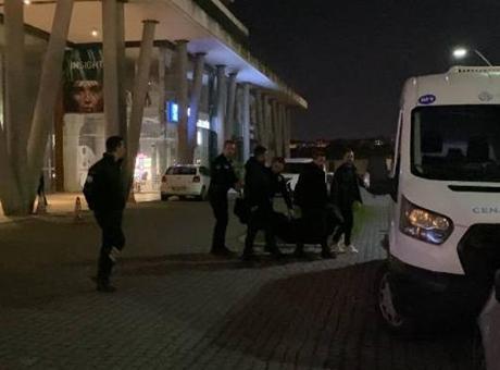 Zeytinburnu'ndaki Aile Faciasında Dehşetle Sonuçlanan Olay: Kızını Öldüren Baba Kaçtı