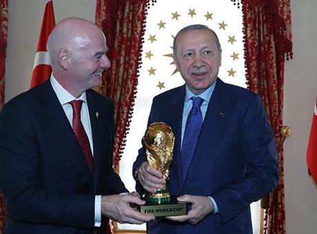 Cumhurbaşkanı Erdoğan, FIFA Başkanı Gianni Infantino ile Görüştü