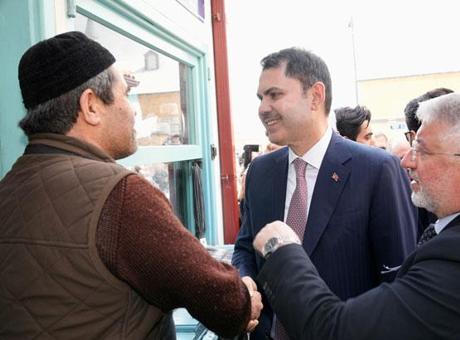 Bakan Kurum Çorum'daki Esnafı Ziyaret Etti ve Sağlıklaştırma Projelerini İnceledi