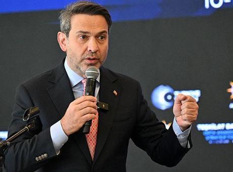 Bakan Bayraktar: Türkiye, Dünyanın En Büyük Derin Deniz Filosuna Sahip Dördüncü Ülke Oldu