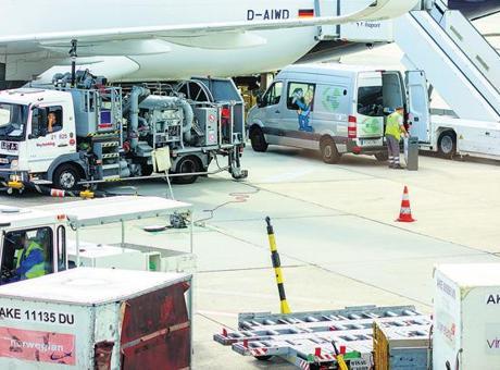 Avrupa Havalimanlarında Jet Yakıtı Kıtlığı Tehlikesi: Sektör Temsilcilerinden Uyarılar