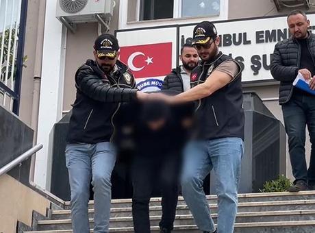 Ümraniye'de Silahlı Gasp Olayı: İki Kişiyi Araçtan İndirip Otomobili Çaldılar