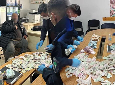 Dilencinin Günlük Kazancı Şaşkınlık Yarattı! Zabıta Denetiminde Açıkladı