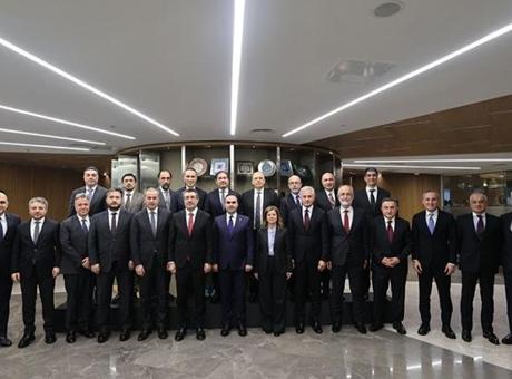 Bakan Kacır, TBB Yönetim Kurulu Toplantısı'nda Ekonomi Vizyonunu Paylaştı