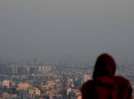 İran'da Okullar Uzaktan Eğitime Geçti: Savaşın Gölgeleri Eğitim Alanında