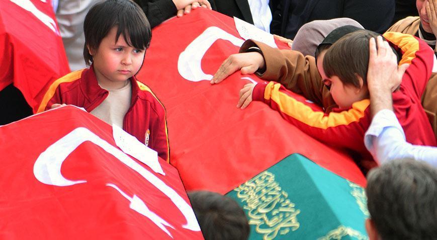 Kahramanmaraş'taki Okul Saldırısında Acı Kayıplar: Annenin Yürekleri Burkan Tesellisi