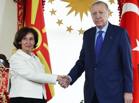 Cumhurbaşkanı Erdoğan, Kuzey Makedonya Cumhurbaşkanı ile Kritik Görüşme Gerçekleştirdi