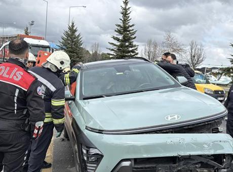 Erzurum’da Direksiyon Başında Fenalaşan Sürücü İtfaiye Ekipleri Tarafından Kurtarıldı