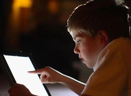 Sanal Medyada Şiddet İçerikleri Artıyor: Ekonomik ve Sosyal Etkileri