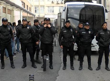 Ataşehir Belediyesi'nde Rüşvet Operasyonu: 20 Şüpheli Adliyeye Sevk Edildi