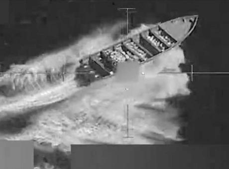 ABD Ordusu Pasifik'te Uyuşturucu Teknesini Vurdu: 3 Ölü