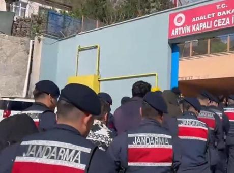 Artvin Merkezli Dolandırıcılık Ağına Dev Operasyon: 35 Gözaltı, 28 Tutuklama
