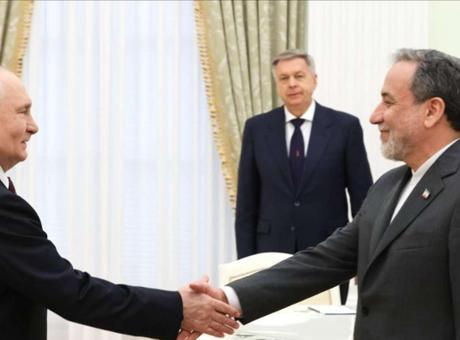 Putin ve Arakçi'den Stratejik İşbirliği Mesajı: 'Barış İçin Her Şeyi Yapacağız'