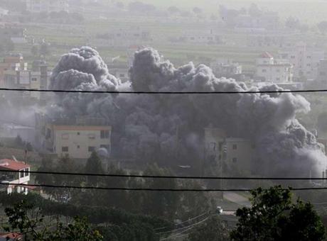 İsrail, Ateşkes Sözlerine Rağmen Lübnan'a Saldırılarını Sürdürüyor