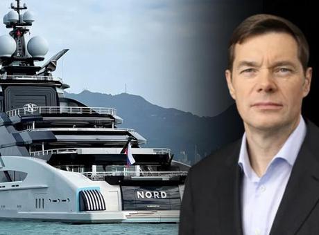 Hürmüz Boğazı'ndaki Gizemli Gemi Geçişi: Rus Milyarderin Lüks Yatı ve Jeopolitik Gelişmeler