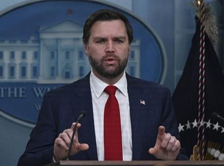 ABD Başkan Yardımcısı JD Vance'in Pentagon'a Yönelik Sorgulamaları Gündemde