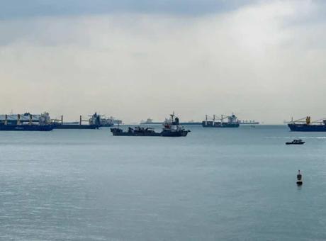 Malakka Boğazı'nda Artan Tehditler: Küresel Ticaretin Geleceği Tehlikede