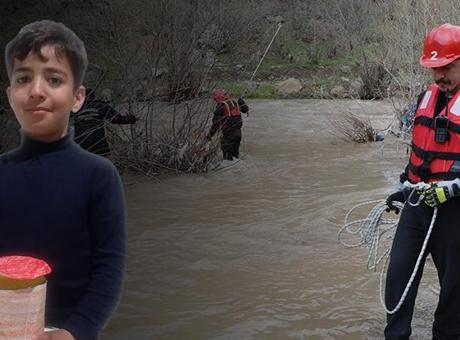 Ellerimizi Yüreğimize Kapattık: Şemdinli’de Kayıp 8 Yaşındaki Osman'ın Cansız Bedeni Bulundu