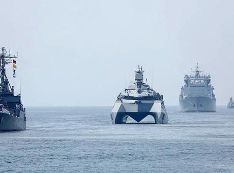 ABD Merkez Kuvvetler Komutanlığı'ndan İran Bağlantılı Gemiye Baskın!