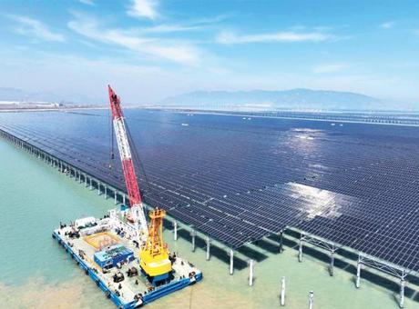 Çin, Temiz Enerji Alanında Küresel Liderliğe Yükseliyor