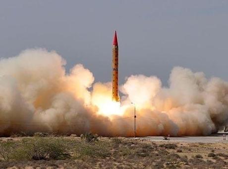 Medvedev'den Uyarı: Nükleer Kıyamet Gerçekleşebilir