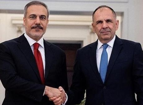 Bakan Hakan Fidan ve Yunan Mevkidaşı Gerapetritis'ten 'Sumud' Konulu Görüşme