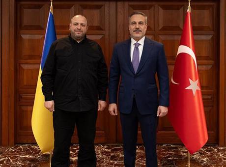 Dışişleri Bakanı Hakan Fidan, Ukrayna Ulusal Güvenlik ve Savunma Konseyi Sekreteri Umerov ile Ankara'da Buluştu