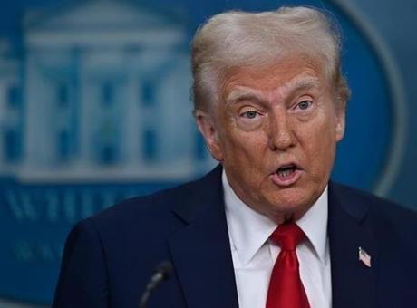 Trump'tan Gümrük Vergisi Artışı: Avrupa Birliği Menşeli Otomobillere Yüzde 25 Vergi Uygulanacak