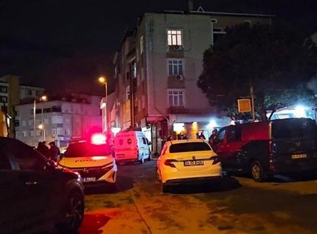 Eyüpsultan'da Oto Yıkamaya Silahlı Saldırı: Motosikletli Saldırganlar Kaçıyor