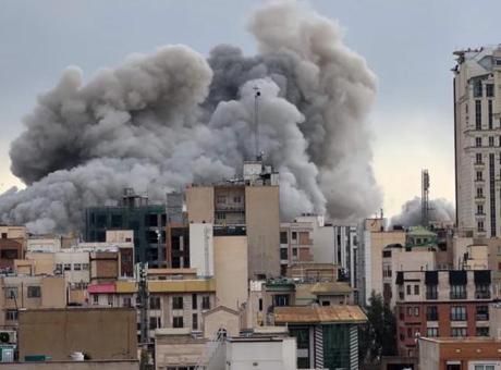 İran'dan ABD'ye Yeni Teklif: 'Eş Zamanlı Adımlarla Müzakere' Modelleri