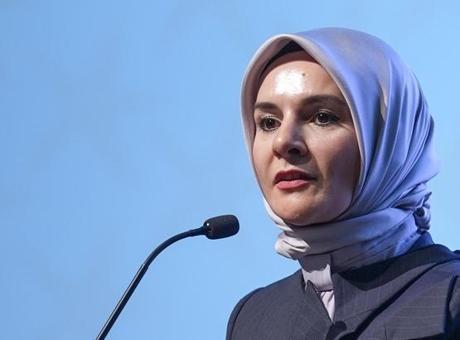 Annelik Kavramına Saygı: Bakan Göktaş’tan Reklam Eleştirisi
