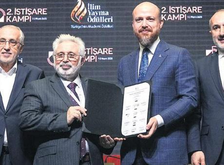 Bilim Diplomasisi ile Bölgesel İstikrar: İlim Yayma Ödülleri Sahiplerini Buldu