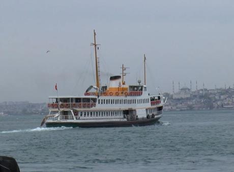 Kadıköy-Beşiktaş Vapurunda Gizemli Kayboluş: Azerbaycanlı Kadın Makhfura Huseynova Aranıyor