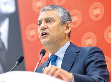 CHP, Seçim Sürecine Hızla Girdi: 'Savunmadan Hücuma Geçiyoruz'