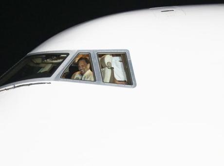 Brunei Sultanı Hassanal Bolkiah, 'Uçan Saray'ıyla Gündemde