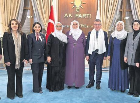 Barış Anneleri'nden Siyasi Parti Ziyaretleri: Talep ve Beklentiler Paylaşıldı