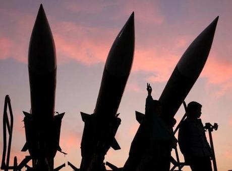 İran Devrim Muhafızları: Füze ve İHA'larımız ABD Üslerini Hedef Alıyor