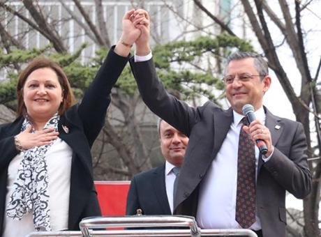 Burcu Köksal’ın AK Parti’ye Geçiş İddiası: Kılıçdaroğlu ile Görüştü mü?