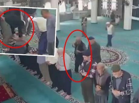 Namaz Sırasında Kalp Krizi Geçiren Yaşlı Adamı İmam Kurtardı