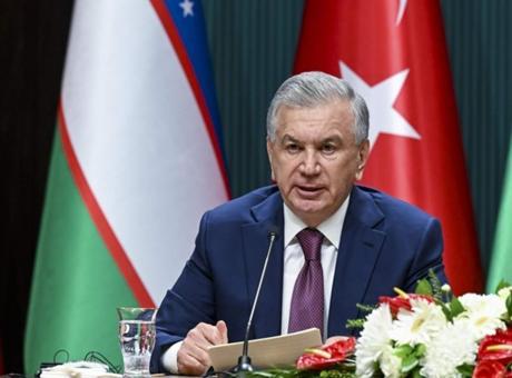 Mirziyoyev'den Türk Dünyasına Dijital Entegrasyon Çağrısı: Stratejik Adımlar ve Öneriler