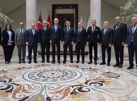 TBMM Başkanı Kurtulmuş: Küresel Adalet Arayışı, Vahşi Kapitalizmin Tehdidi Altında